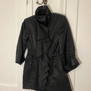 NY Closet Sale! TAHARI Women's Small Black Polyester Ruffle Dress Rain Jacket